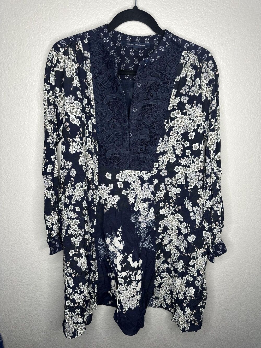 French Connection Dress Womens Size XS Blue Floral Lace Henley Mini Bohemian